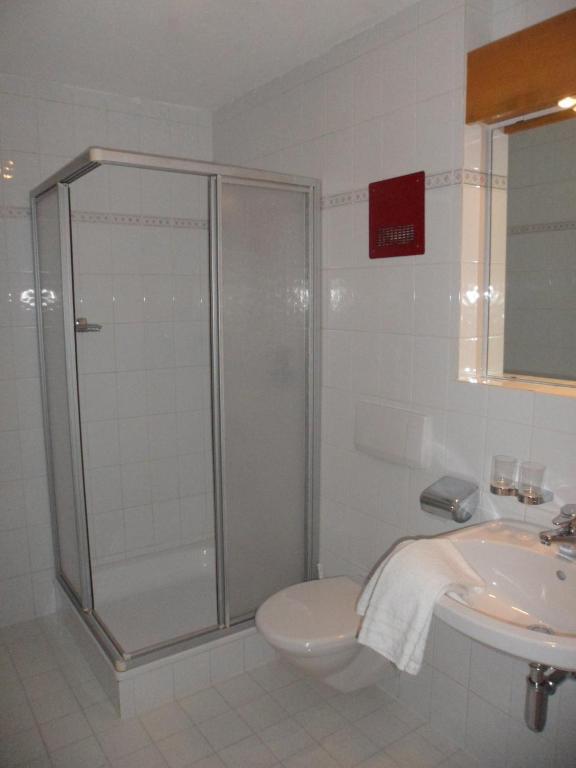 باخ Garni Hotel Stockacher Hof الغرفة الصورة